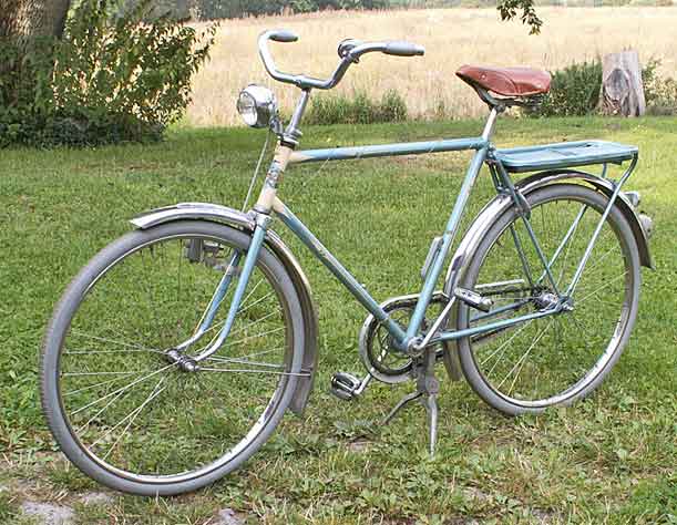 Crescent Senior 1951