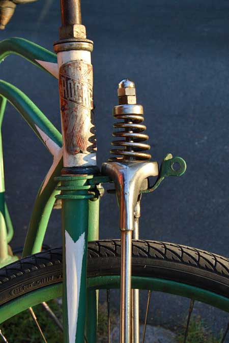 Monark front